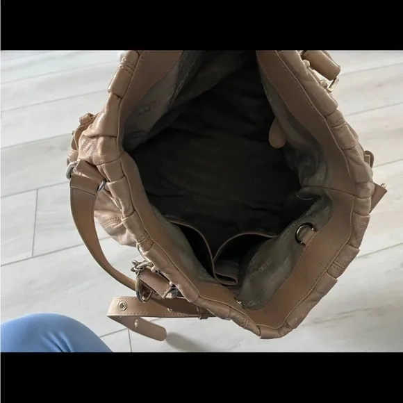 Elegant Tan Leather Women's Bag authentic Celine bag - Picture 13 of 16